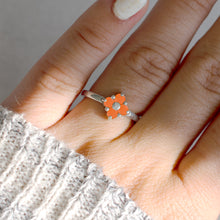 Load image into Gallery viewer, sterling-silver-close-up-Lucky-Ring-carnelian
